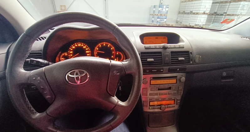 Toyota Avensis cena 11000 przebieg: 191000, rok produkcji 2003 z Łódź małe 79